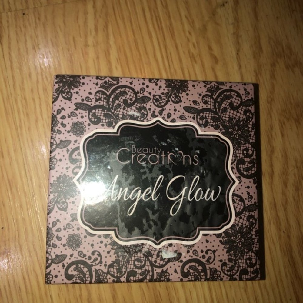 ✨️NEW ANGEL GLOW Highlighter & Bronzer w/ mirror
